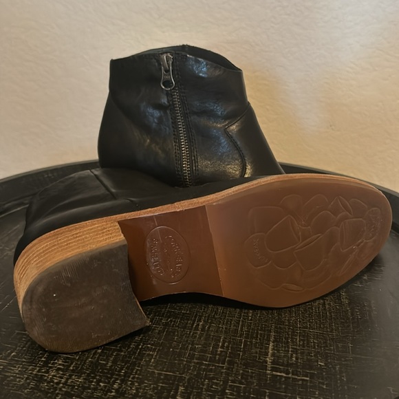 Kork-Ease booties - Picture 7 of 7